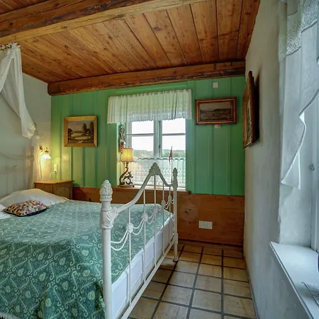 Han/Misafirhane Svostrup